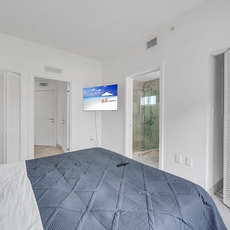 Subtle 2 Bed In Edgewater Near Downtown With Free Parking Appartement Miami Buitenkant foto