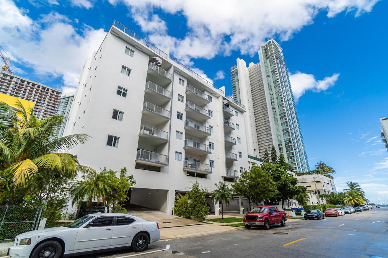 Subtle 2 Bed In Edgewater Near Downtown With Free Parking Appartement Miami Buitenkant foto